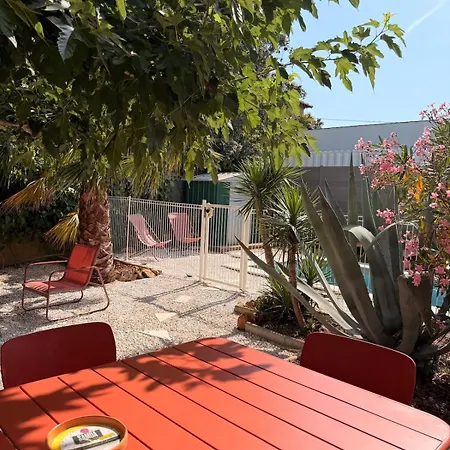 Hébergement de vacances Bas De Villa, 6 Personnes, Piscine, Proche Plages